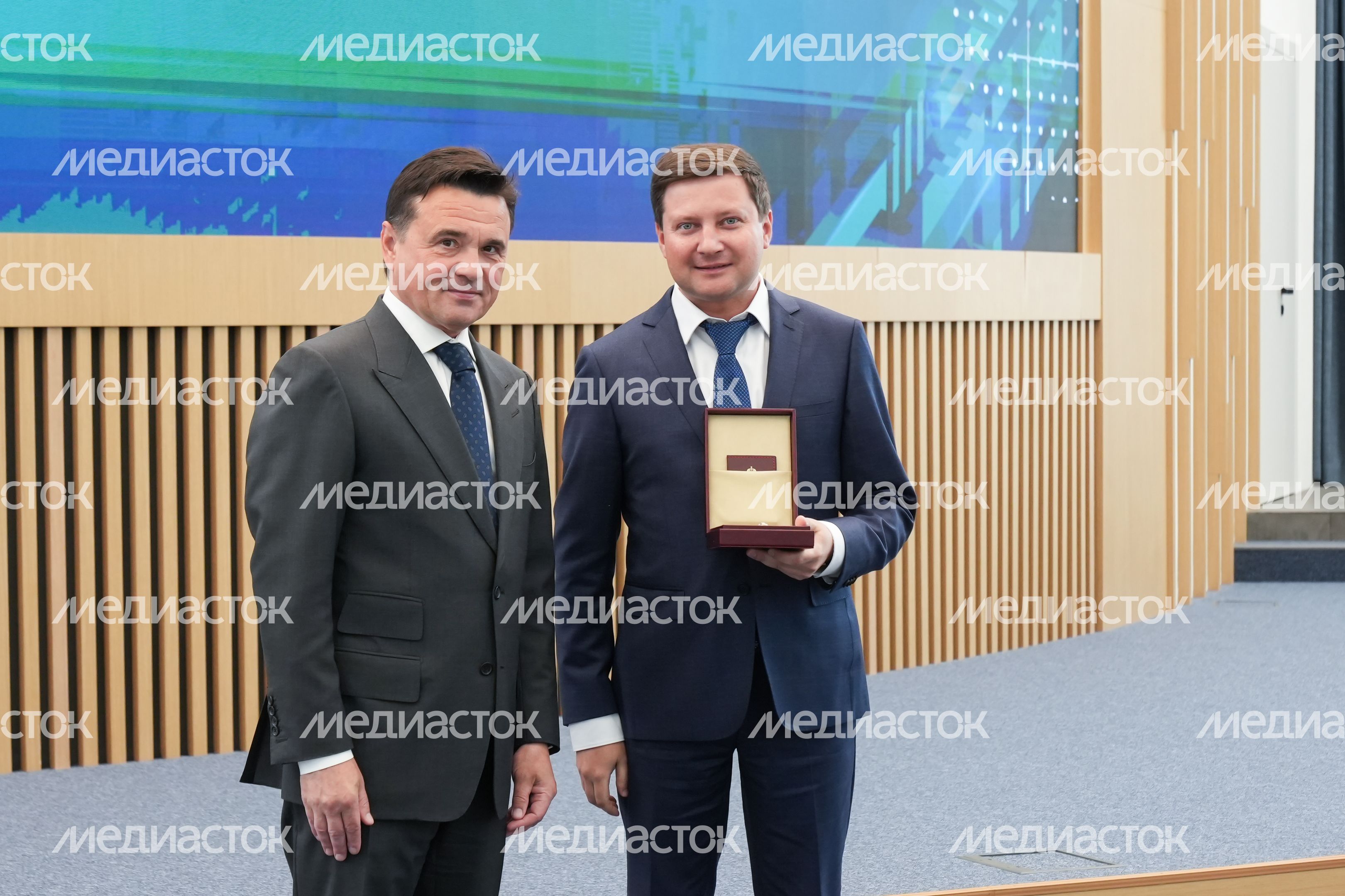Соцработников Подмосковья поздравили с профессиональным праздником Соцработников Подмосковья поздравили с профессиональным праздником