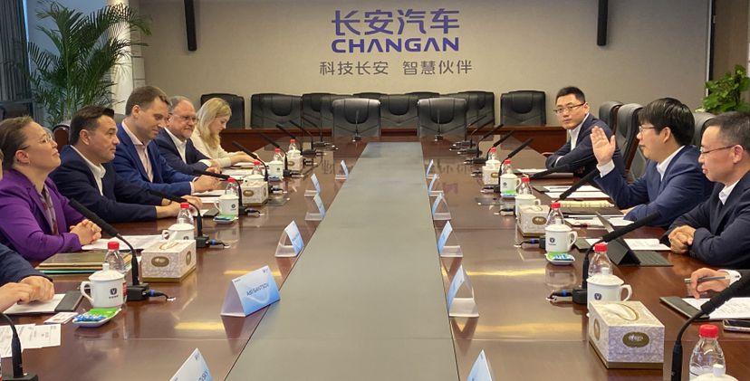 Посещение автозавода Changan Automobile Group в Китае Губернатором Подмосковья