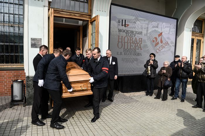 Церемония прощания с народной артисткой РФ Натальей Попович