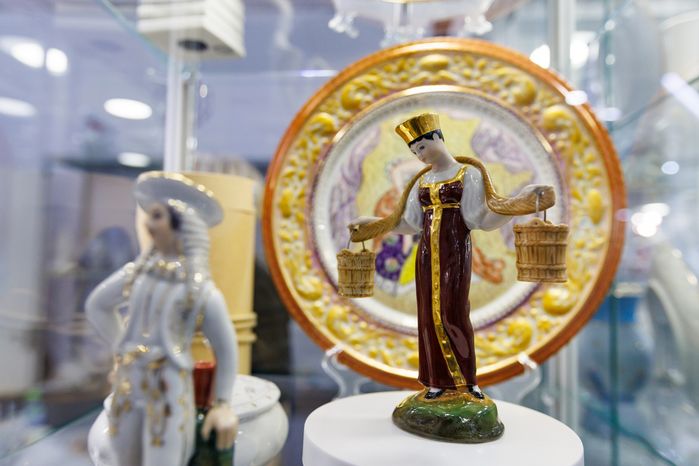 Сувениры народных промыслов Подмосковья на выставке-ярмарке «Ладья»