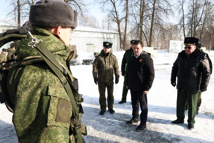 Андрей Воробьев поздравил военнослужащих 45-й отдельной гвардейской инженерной бригады