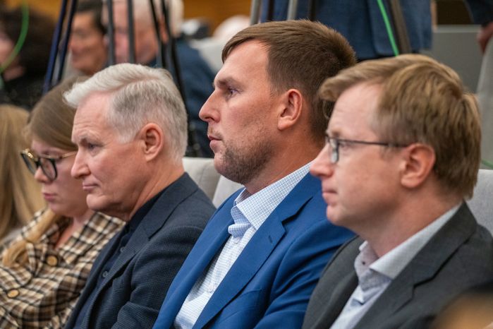 Открытая трибуна в Мособлдуме по вопросам стандартов развития ИЖС в Подмосковье