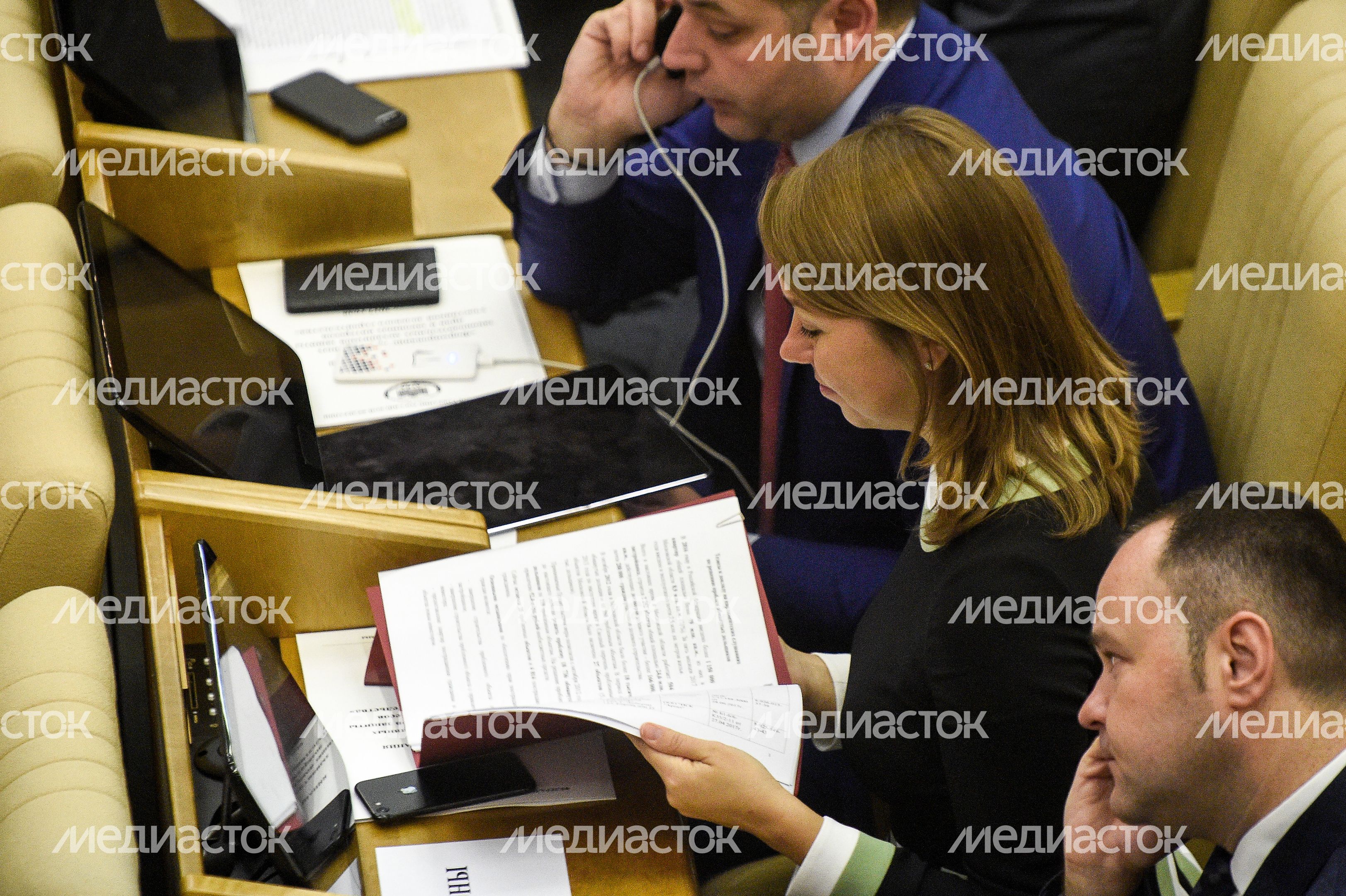 В Госдуме прошли парламентские слушания В Госдуме прошли парламентские слушания