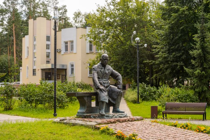 Дубна. Парк Набережная им. Д. И. Менделеева
