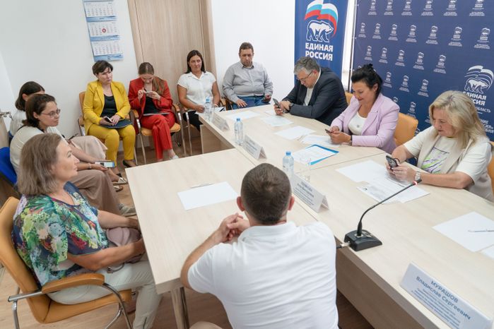 Общественный прием граждан провели в Лобне