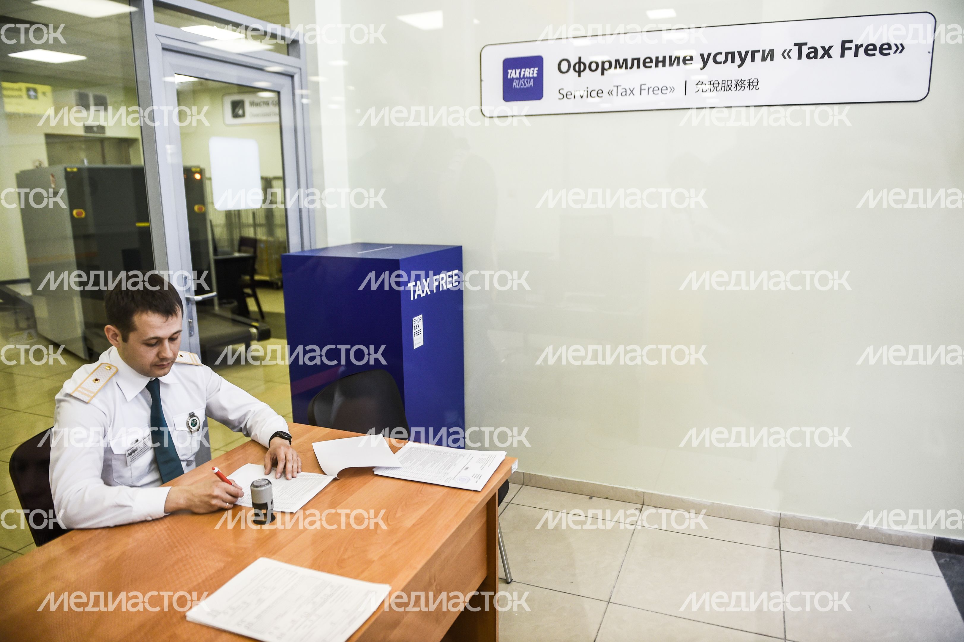 Система tax free для возврата НДС иностранцам начинает работу в России в тестовом режиме