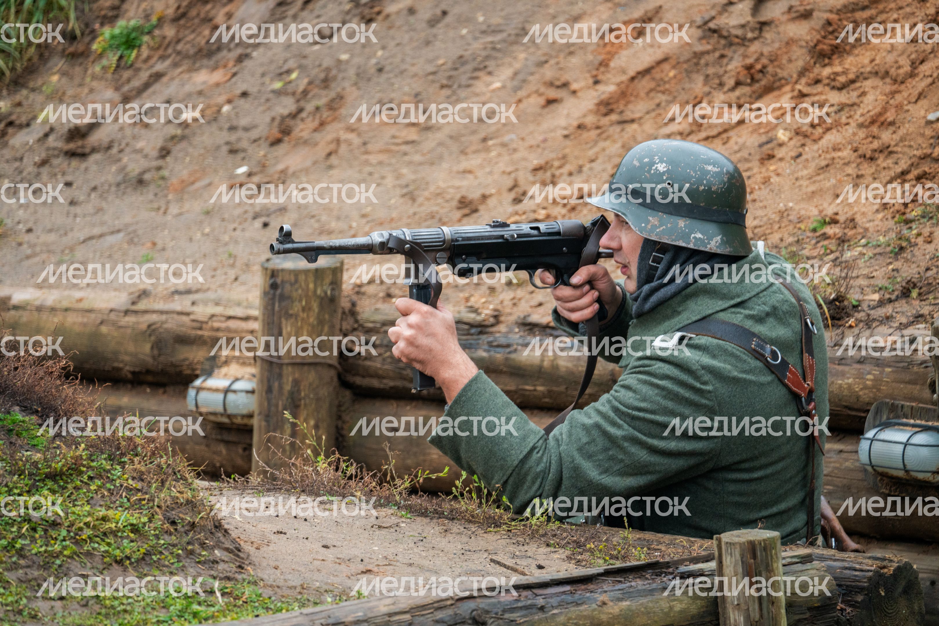 Военно-историческая реконструкция «Битва под Москвой» ко Дню воинской славы России Военно-историческая реконструкция «Битва под Москвой» ко Дню воинской славы России