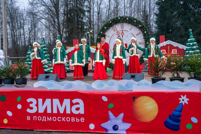 Главную новогоднюю елку страны спилили в Рузском округе