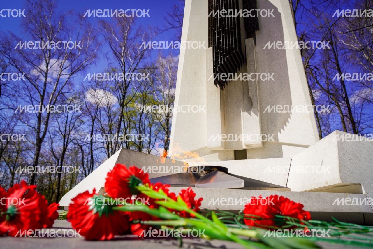 Кирилл Григорьев с командой принял участие во Всероссийском субботнике Кирилл Григорьев с командой принял участие во Всероссийском субботнике