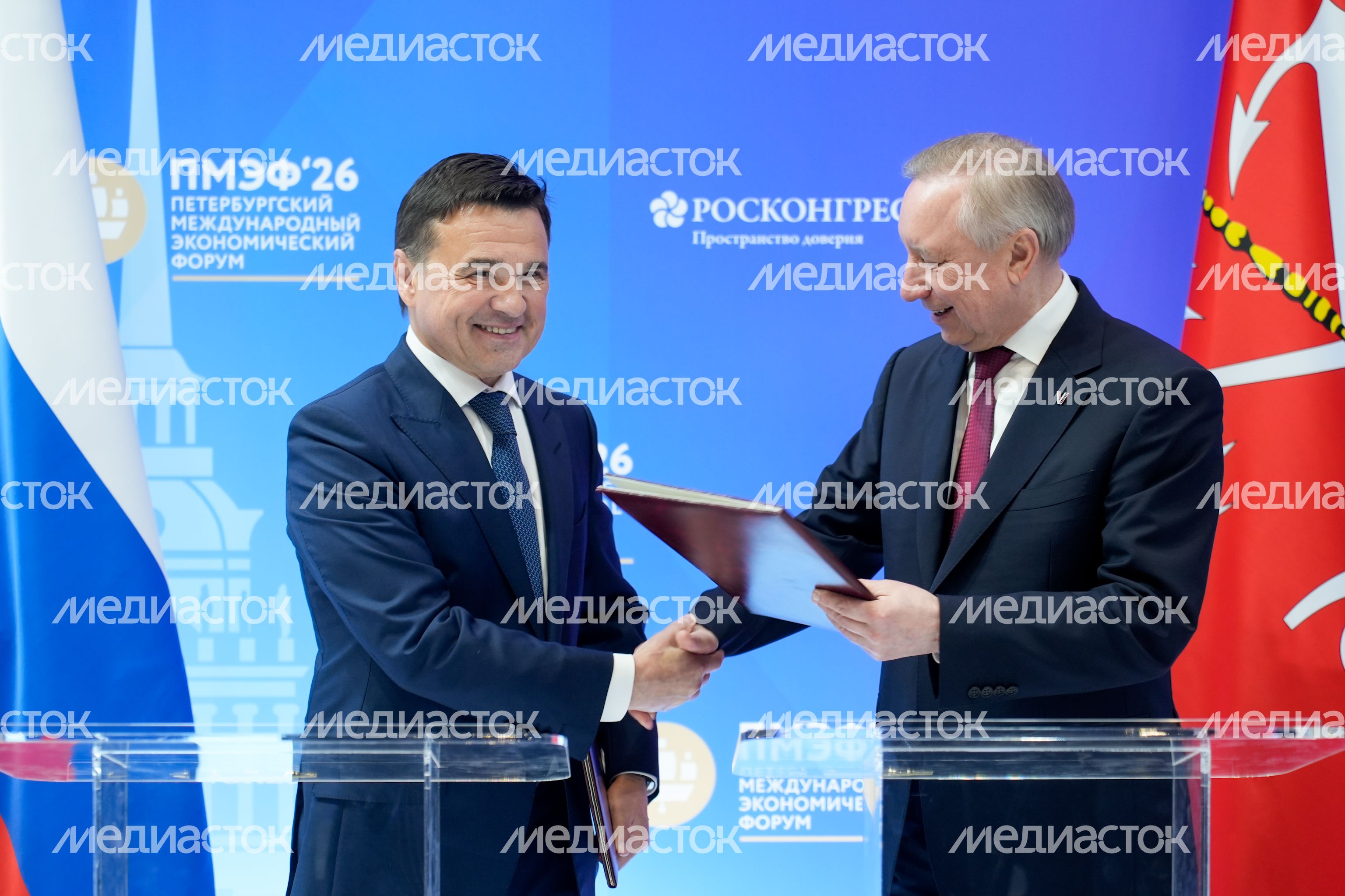 Подмосковье и Санкт-Петербург продолжат развивать сотрудничество в экономике, науке, культуре и спорте Подмосковье и Санкт-Петербург продолжат развивать сотрудничество в экономике, науке, культуре и спорте