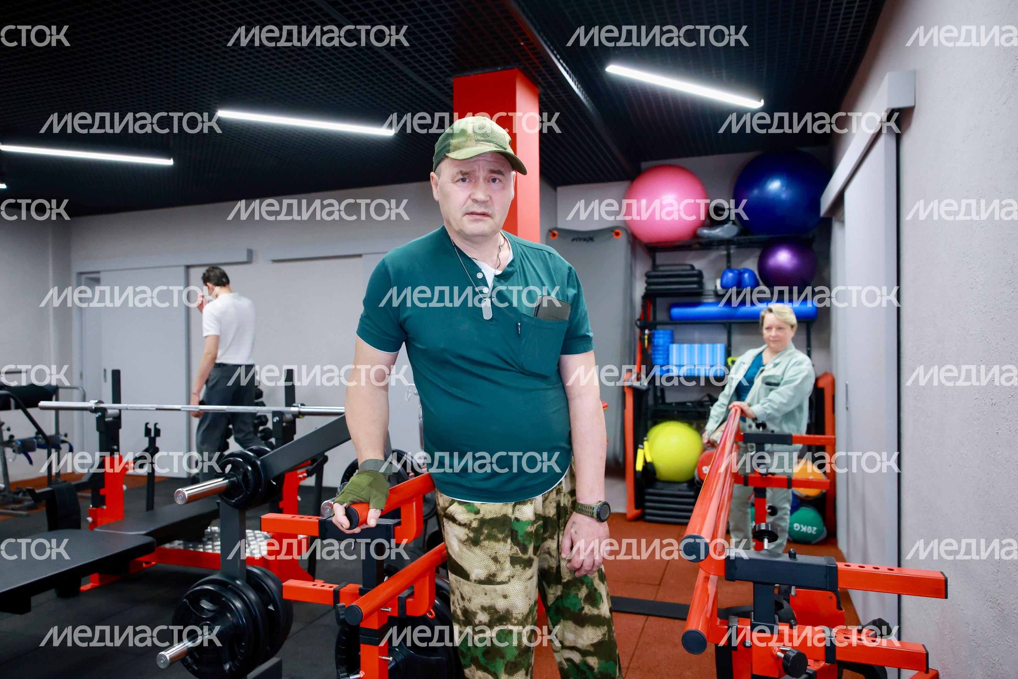 Ветераны СВО тренируются и проходят реабилитацию в адаптивном фитнес-клубе «Крылья» в Балашихе Ветераны СВО тренируются и проходят реабилитацию в адаптивном фитнес-клубе «Крылья» в Балашихе