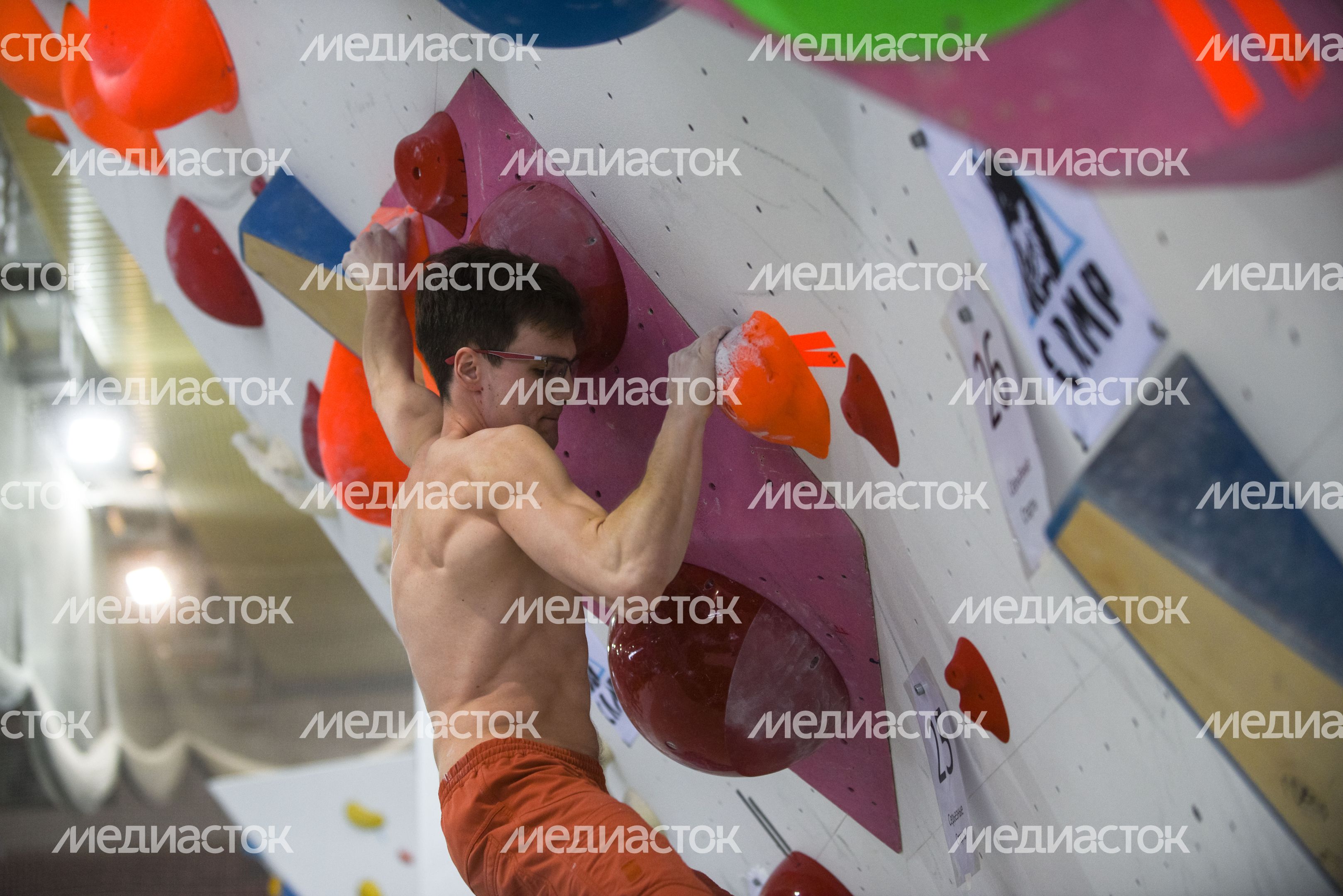 Открытие олимпийского скалодрома в легкоатлетическо-футбольном комплексе ЦСКА
