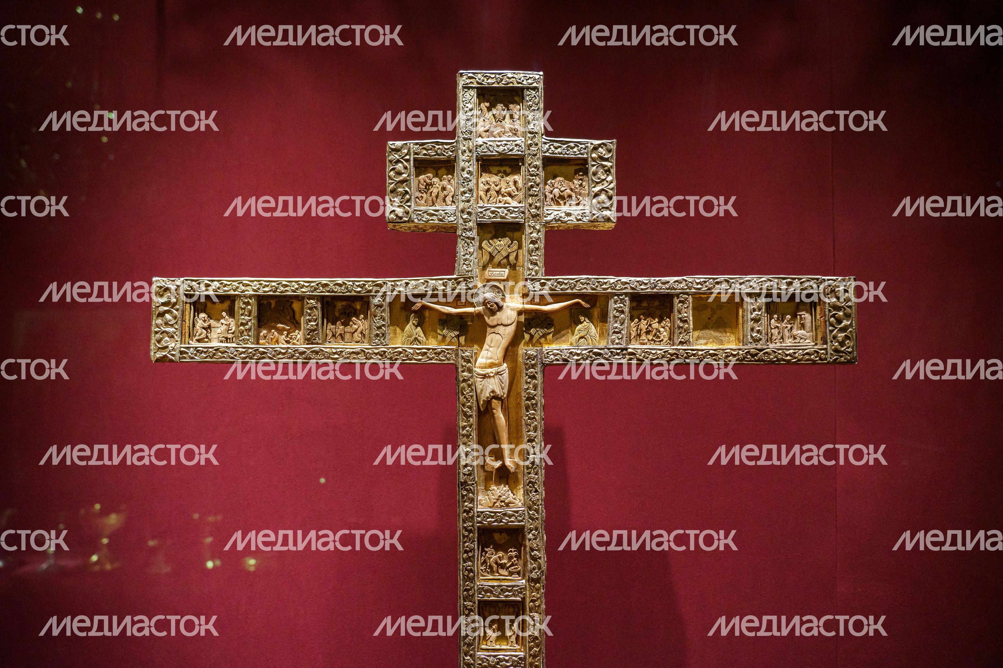 Выставка в филиале музея "Ризница Троице-Сергиевой лавры" в Сергиевом Посаде Выставка в филиале музея "Ризница Троице-Сергиевой лавры" в Сергиевом Посаде