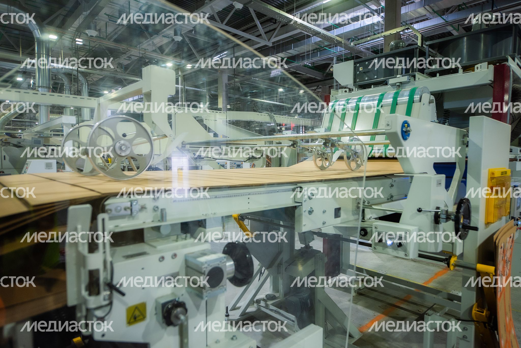 Переработка макулатуры на Алексинской бумажно-картонной фабрике Переработка макулатуры на Алексинской бумажно-картонной фабрике
