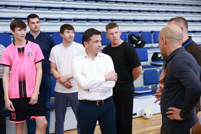 Андрей Воробьев посетил ФОК "Арсенал" в Можайском муниципальном округе