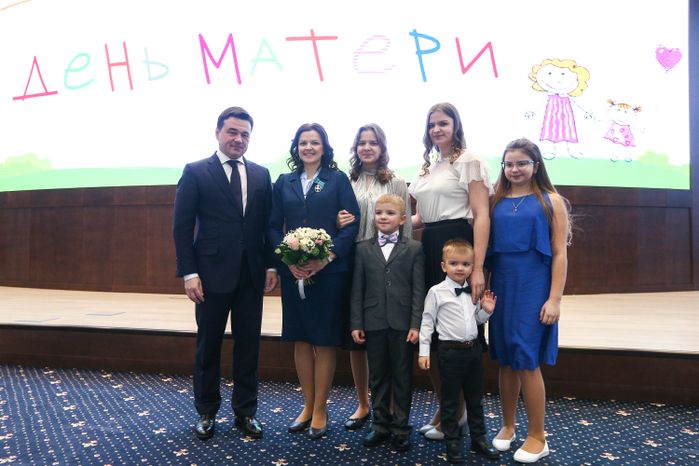День матери