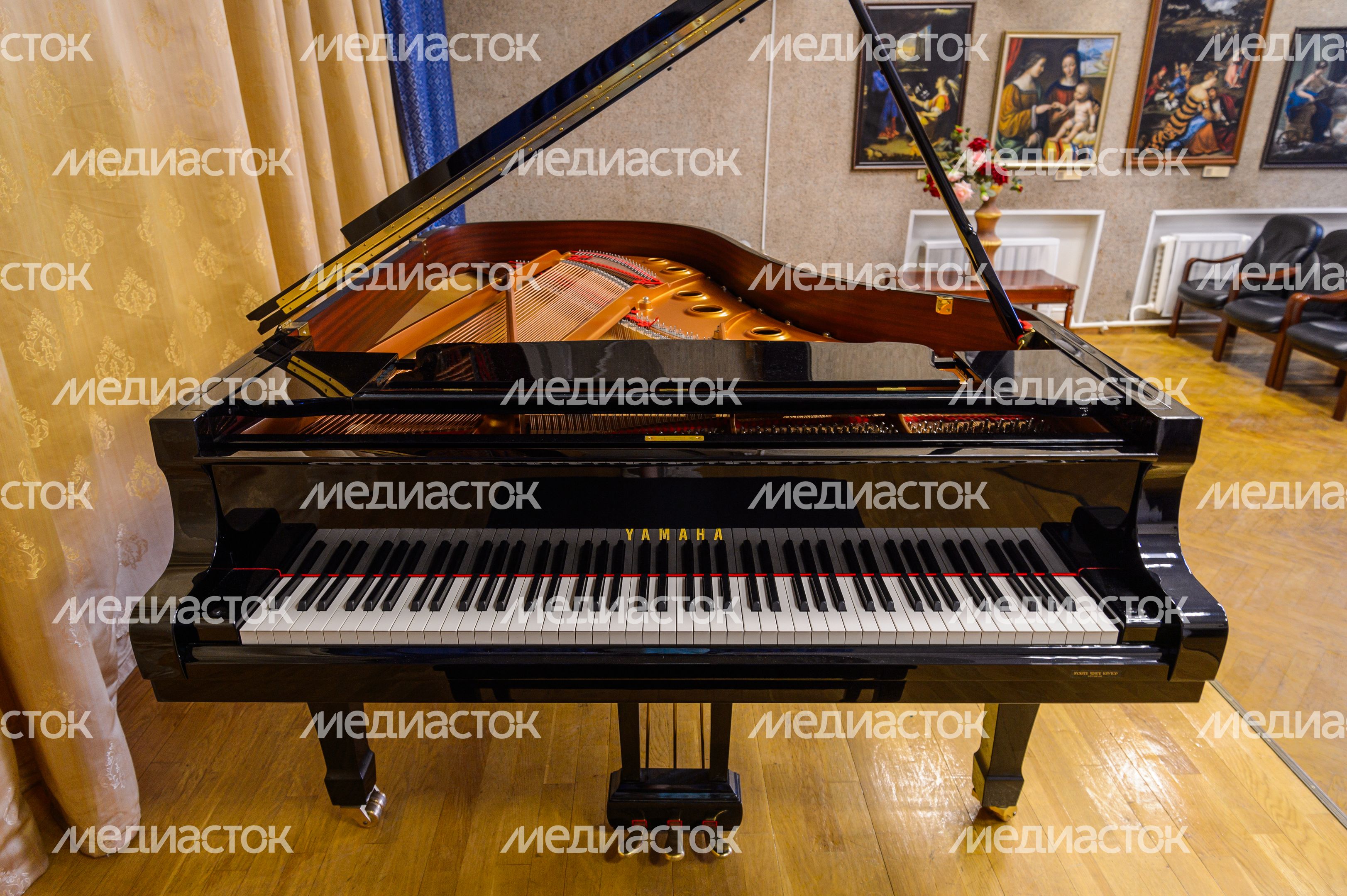 Большая гостиная Дома ученых НЦЧ РАН в Черноголовке Большая гостиная Дома ученых НЦЧ РАН в Черноголовке