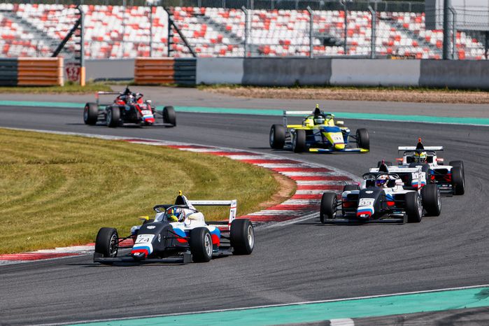VI этап российской серии кольцевых гонок на автодроме Moscow Raceway