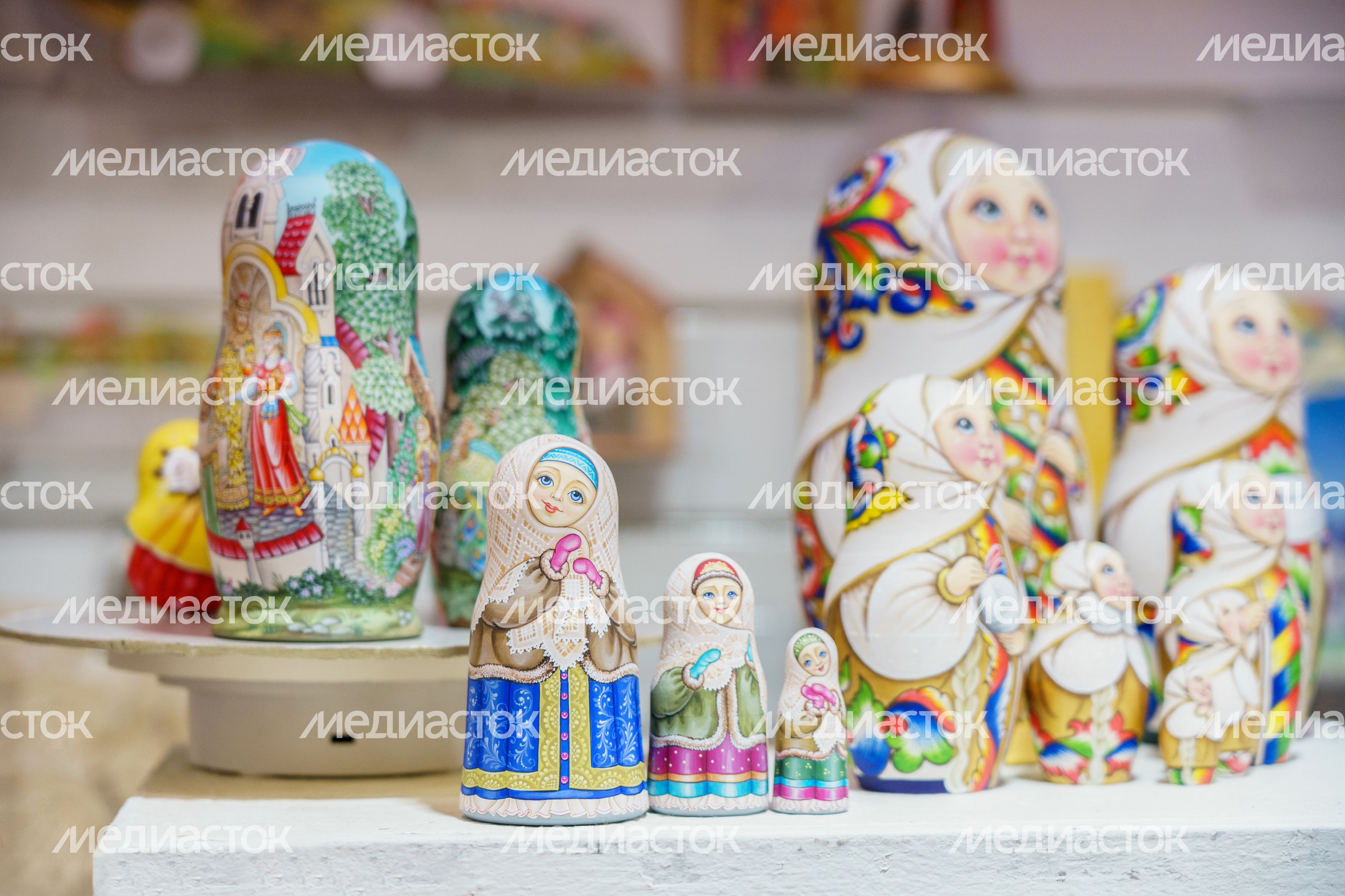 Мир народных художественных промыслов на выставке «Жар-птица» в Экспоцентре Мир народных художественных промыслов на выставке «Жар-птица» в Экспоцентре