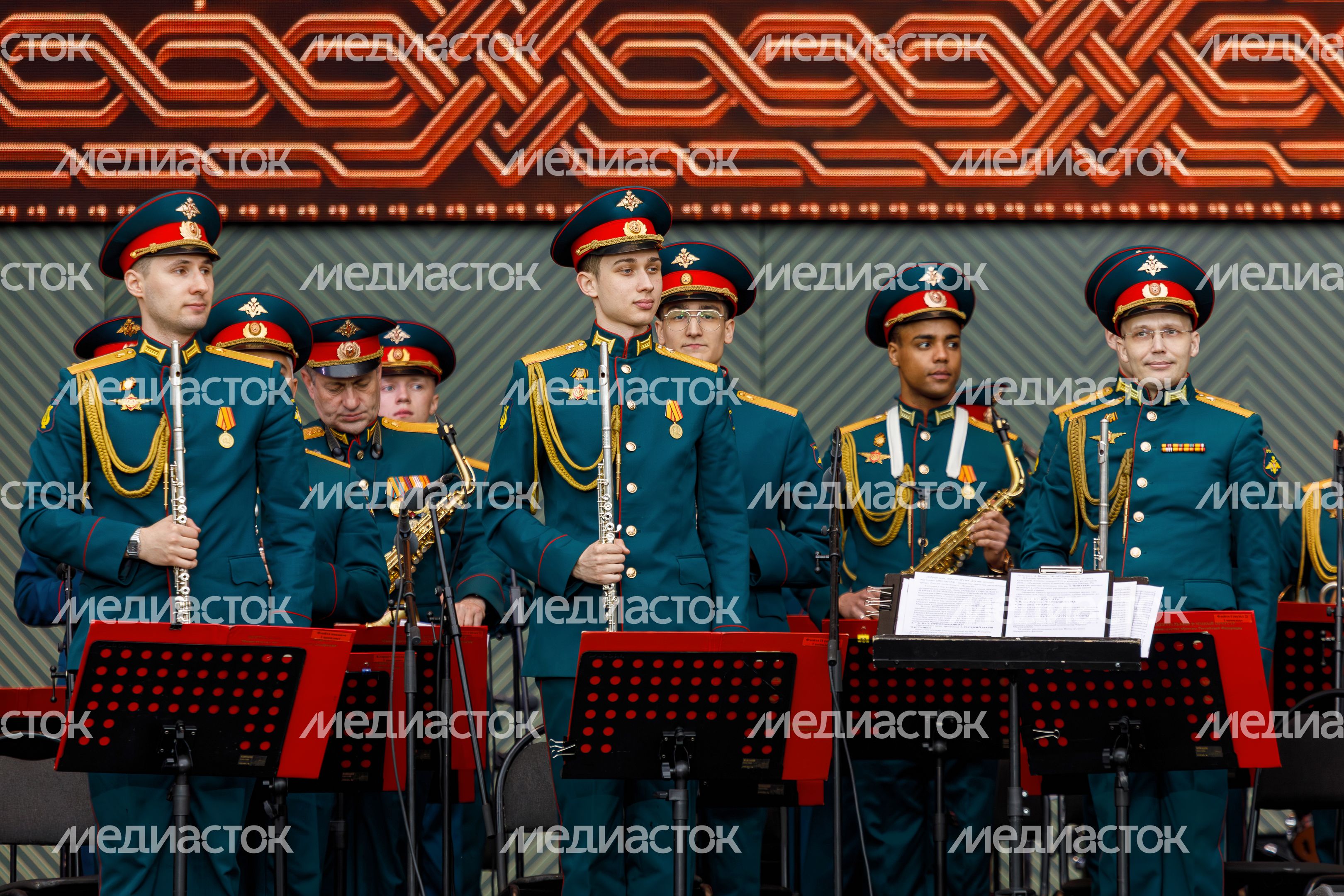 Концерт в День Победы в Центральном парке «Патриот» Одинцовского округа Концерт в День Победы в Центральном парке «Патриот» Одинцовского округа