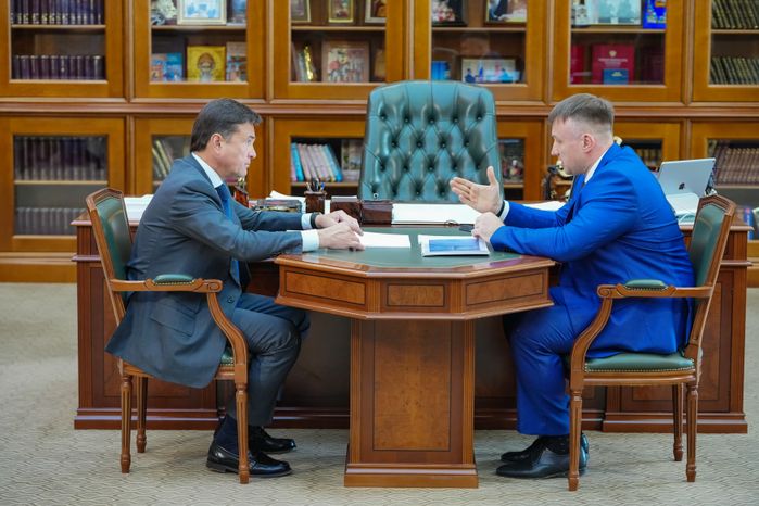 Андрей Воробьев провел рабочую встречу с главой г.о. Серпухов Алексеем Шимко