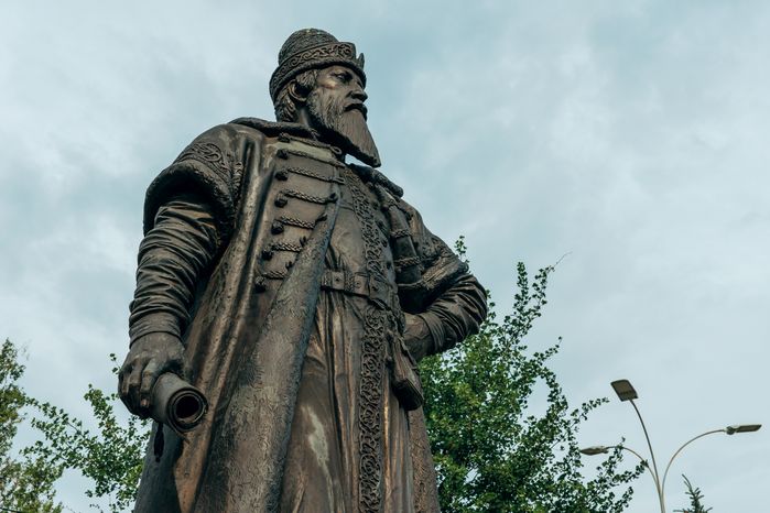 Памятник Одинцу боярину