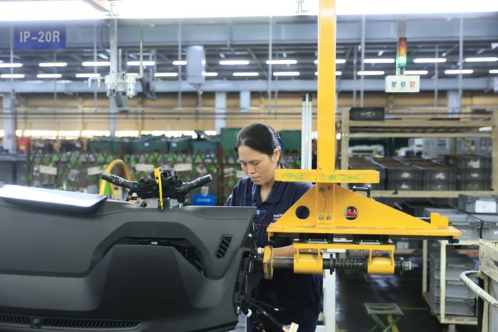 Посещение автозавода Changan Automobile Group в Китае Губернатором Подмосковья