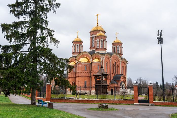 Церковь Серафима Саровского в поселке Селятино Наро-Фоминского округа