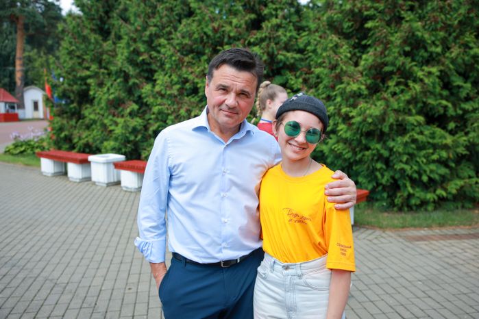 Андрей Воробьев навестил детей участников СВО в оздоровительном лагере "Левково"