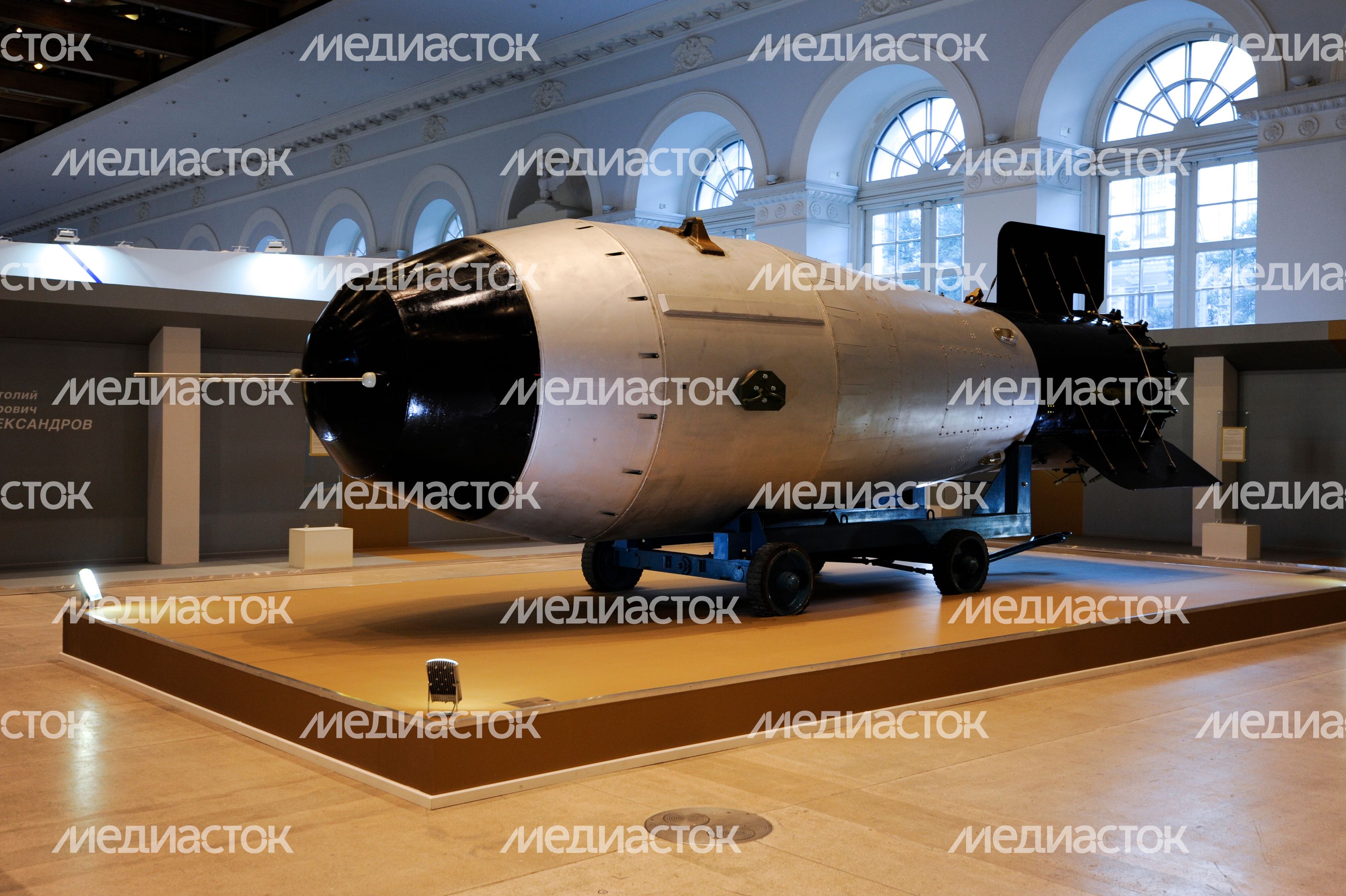 Выставка «70 лет атомной отрасли. Цепная реакция успеха» в Москве Выставка «70 лет атомной отрасли. Цепная реакция успеха» в Москве