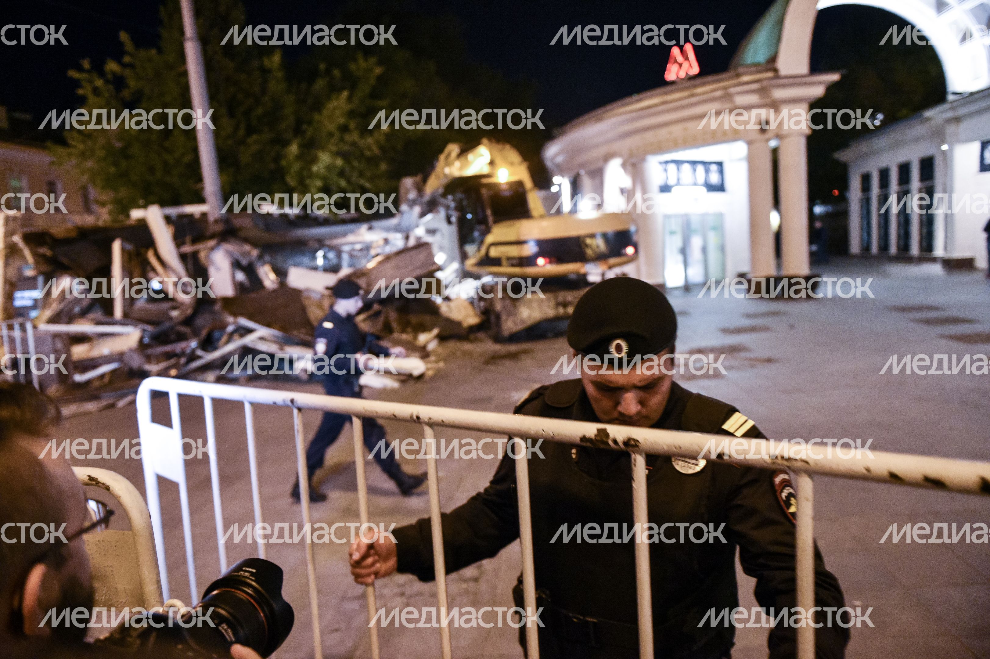 Снос незаконных построек возле метро 29 августа