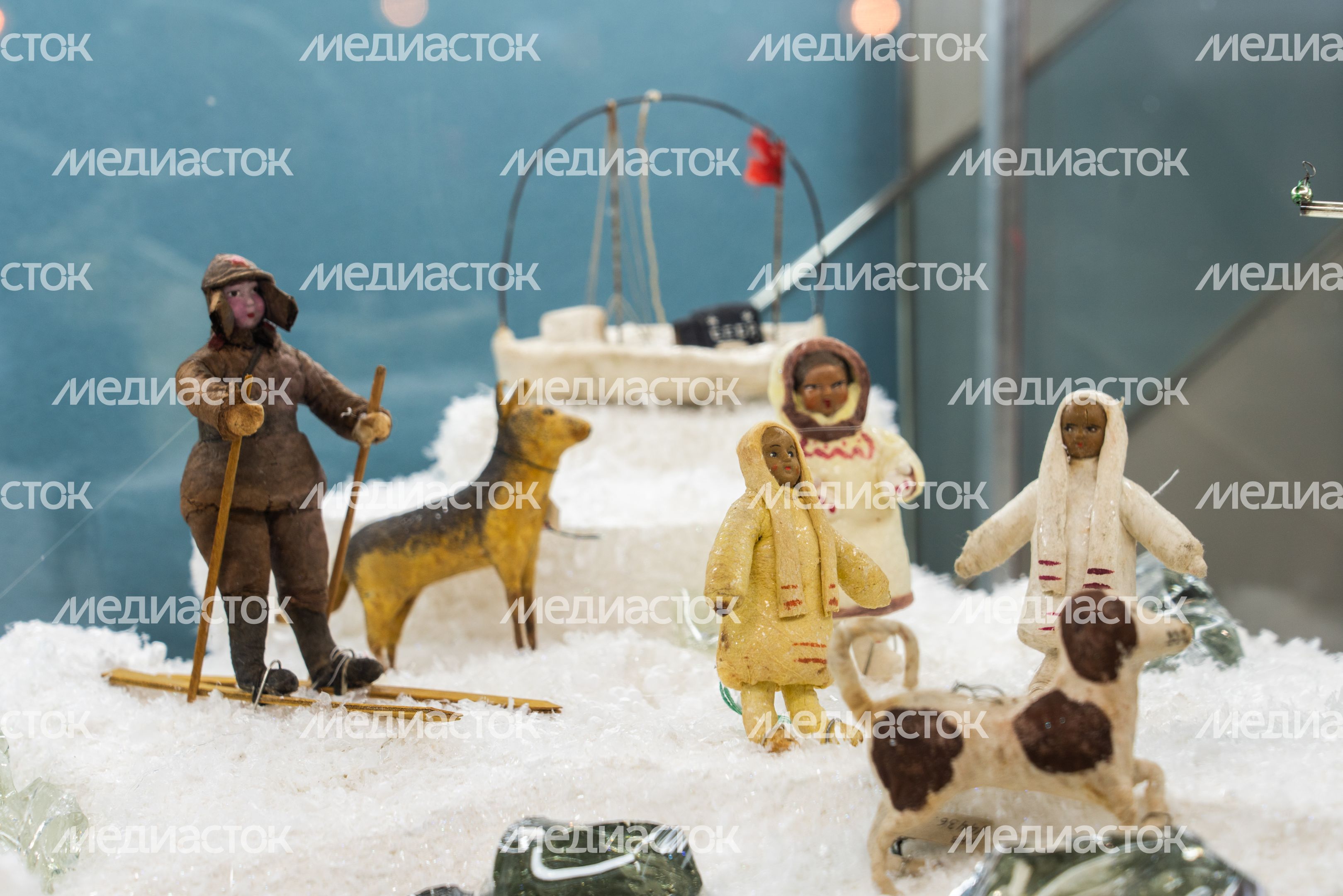 Клин. Музей елочной игрушки «Клинское подворье» Клин. Музей елочной игрушки «Клинское подворье»