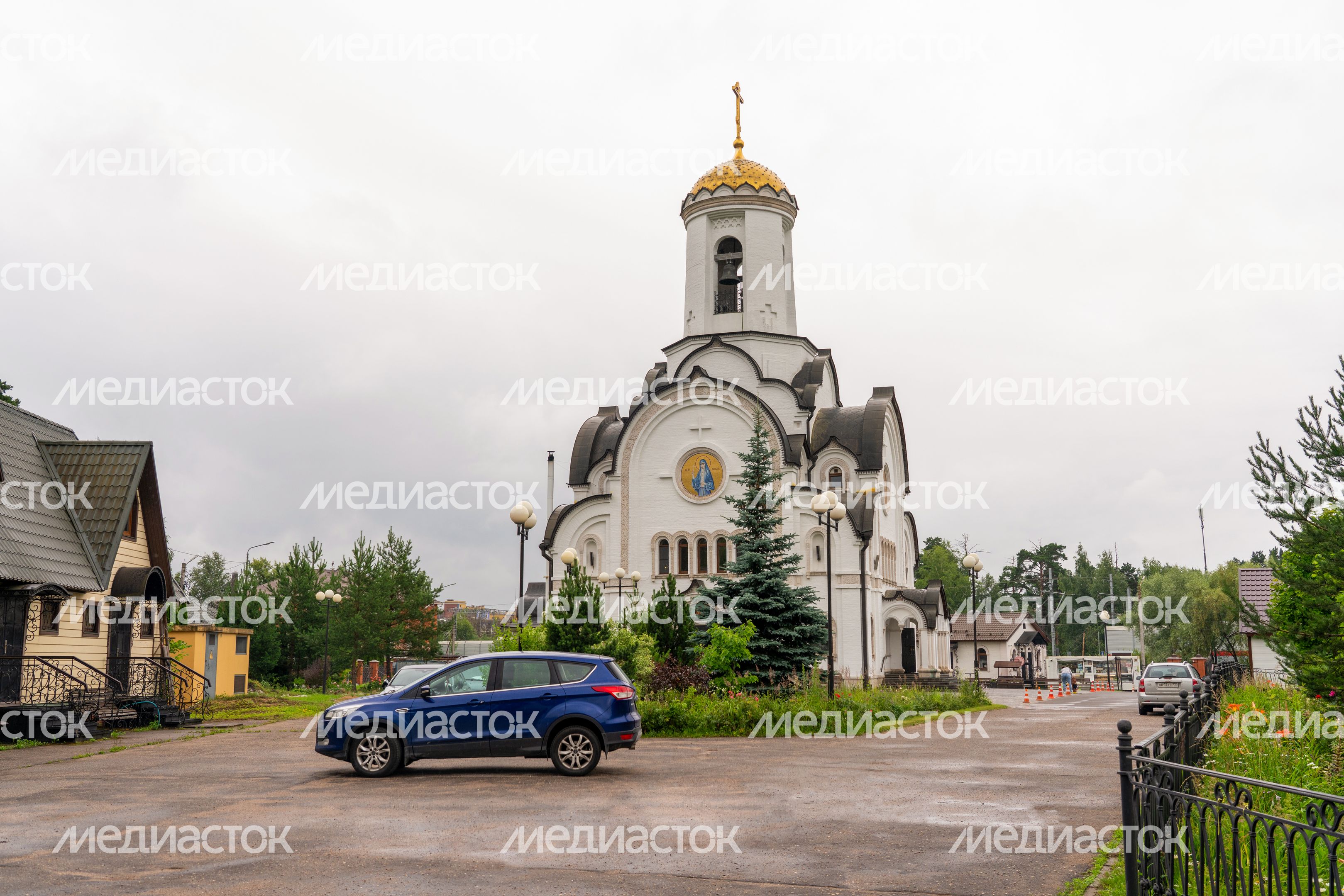 Храм Святой Преподобномученицы Елисаветы в микрорайоне Опалиха города Красногорска