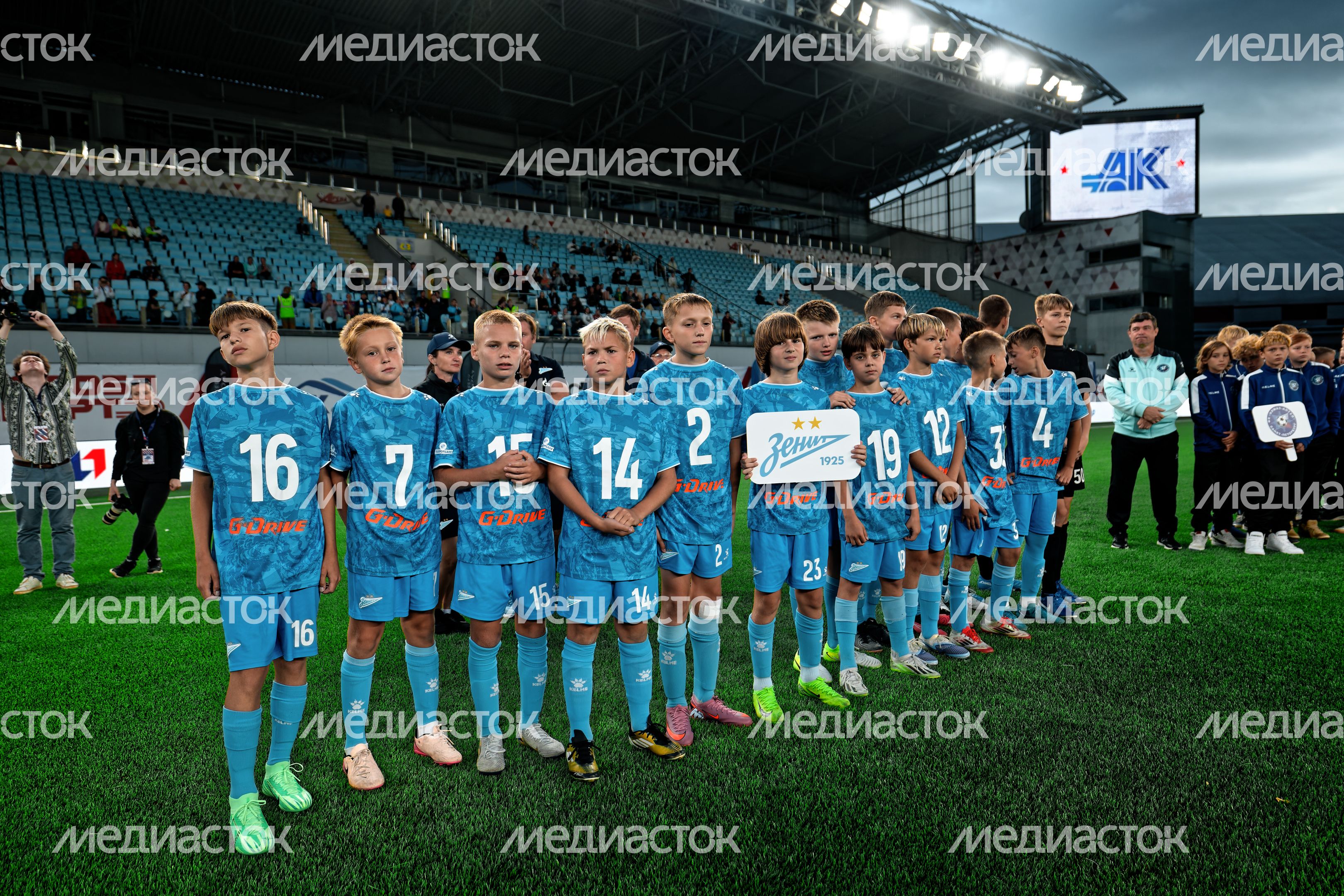 Кубок Игоря Акинфеева по футболу на стадионе "Арена Химки"