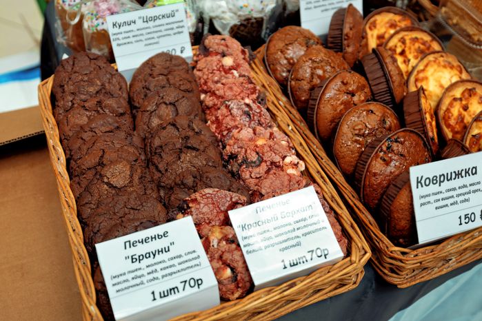 Сладости на ярмарке фермерских продуктов «Вкусная пятница» в Красногорске