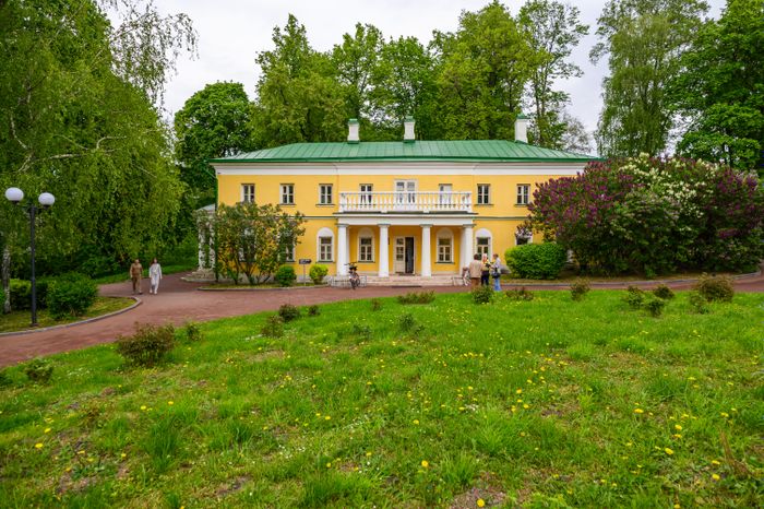 Историческая усадьба Горки в музее-заповеднике «Горки Ленинские»