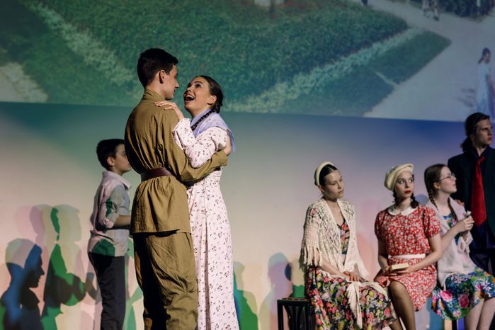 Спектакль «Поговорим о любви» от Эстрадно-театральной школы «Альтернатива» из Истры