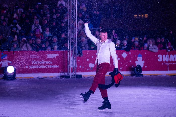 Красногорск. Ледовое шоу Ильи Авербуха «Чемпионы» в Путилково