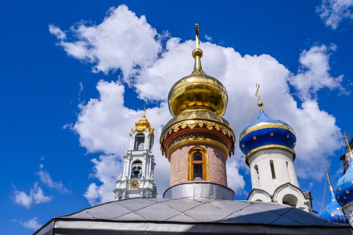 Солнечная Свято-Троицкая Сергиева лавра