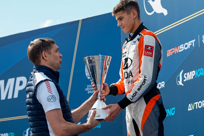 VI этап российской серии кольцевых гонок на автодроме Moscow Raceway