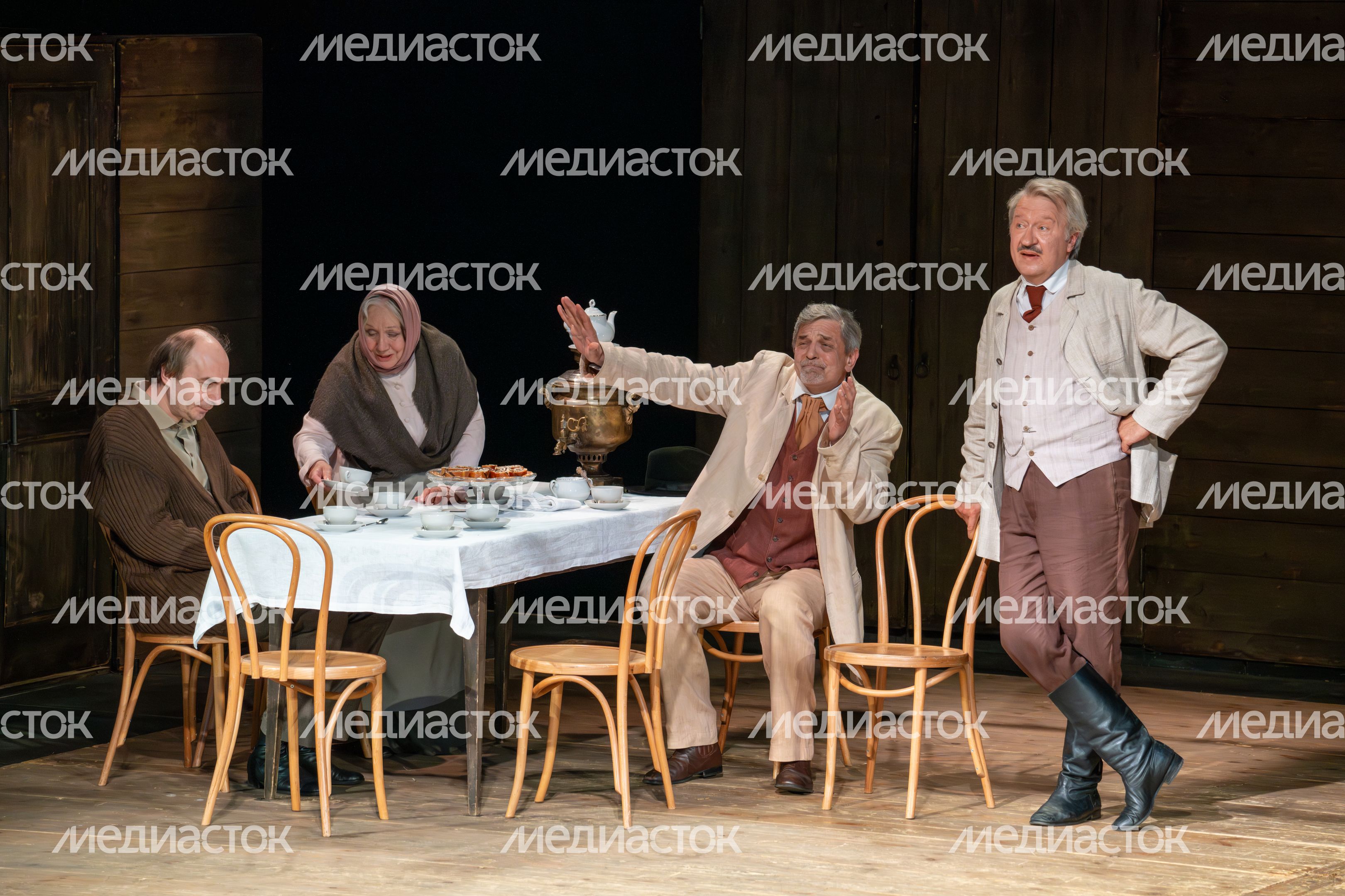 Театральный фестиваль «Мелиховская весна» в музее-заповеднике А.П. Чехова открылся спектаклем «Дядя Ваня» Театра Европы Театральный фестиваль «Мелиховская весна» в музее-заповеднике А.П. Чехова открылся спектаклем «Дядя Ваня» Театра Европы