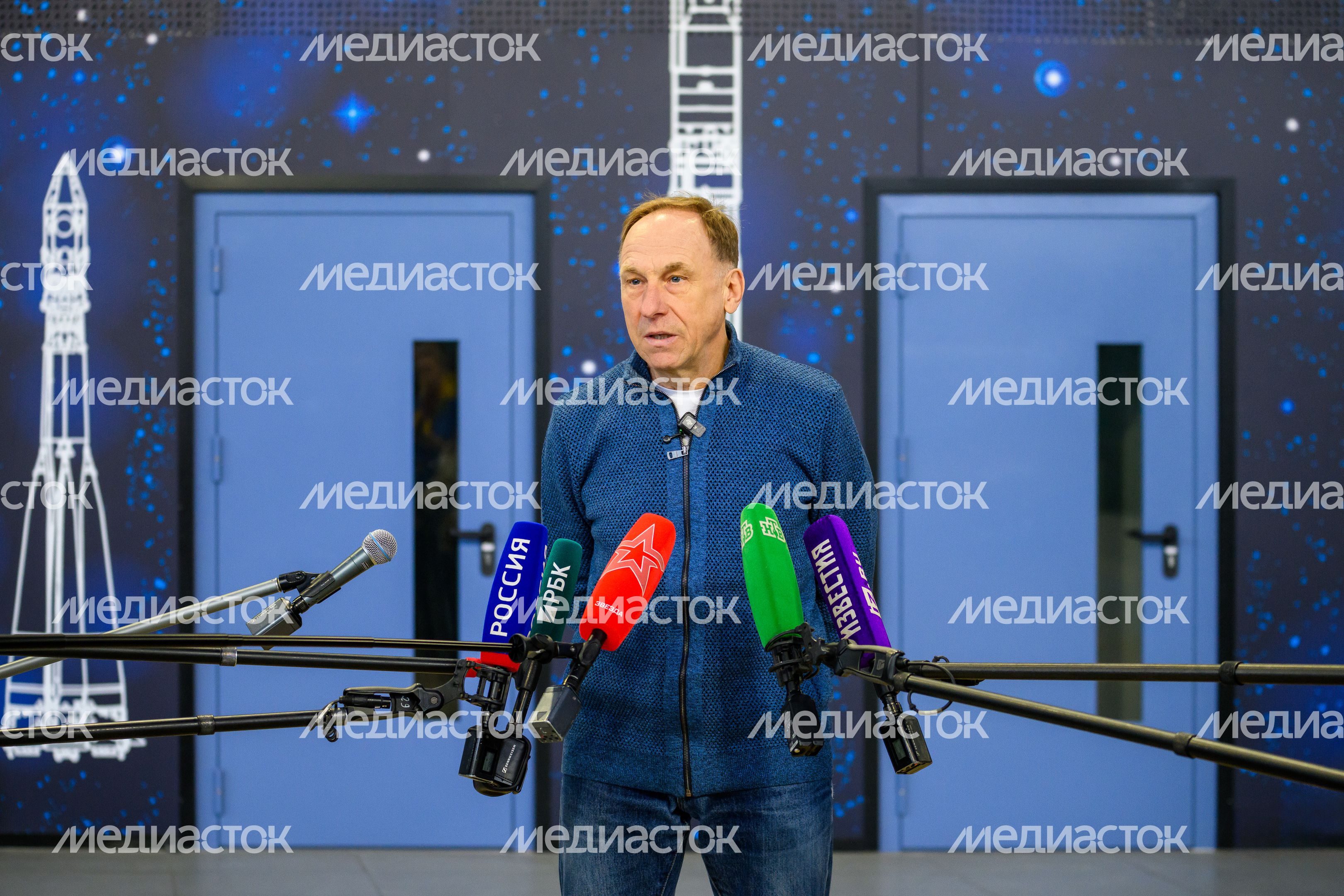 Главный тренер по физической культуре Евгений Шемчук рассказал, как проходит отбор кандидатов в отряд космонавтов Главный тренер по физической культуре Евгений Шемчук рассказал, как проходит отбор кандидатов в отряд космонавтов