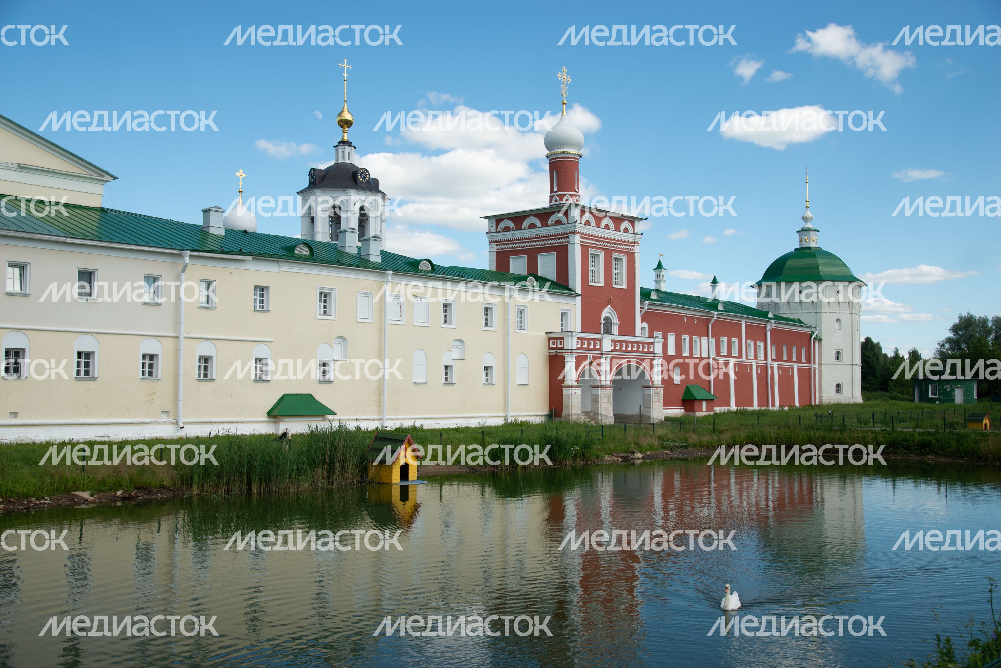 Дмитров. Николо-Пешношский мужской монастырь Дмитров. Николо-Пешношский мужской монастырь