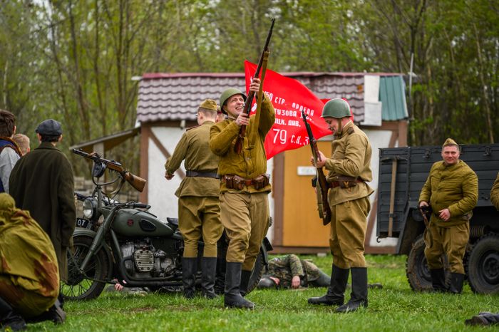 Военно-историческая реконструкция событий мая 1945 года в музее истории танка Т-34 в Мытищах