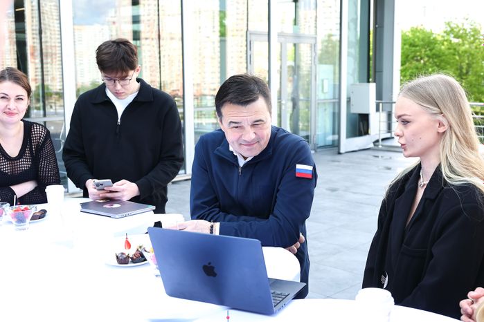 Андрей Воробьев поздравил телеканал «360» с 10-летним юбилеем