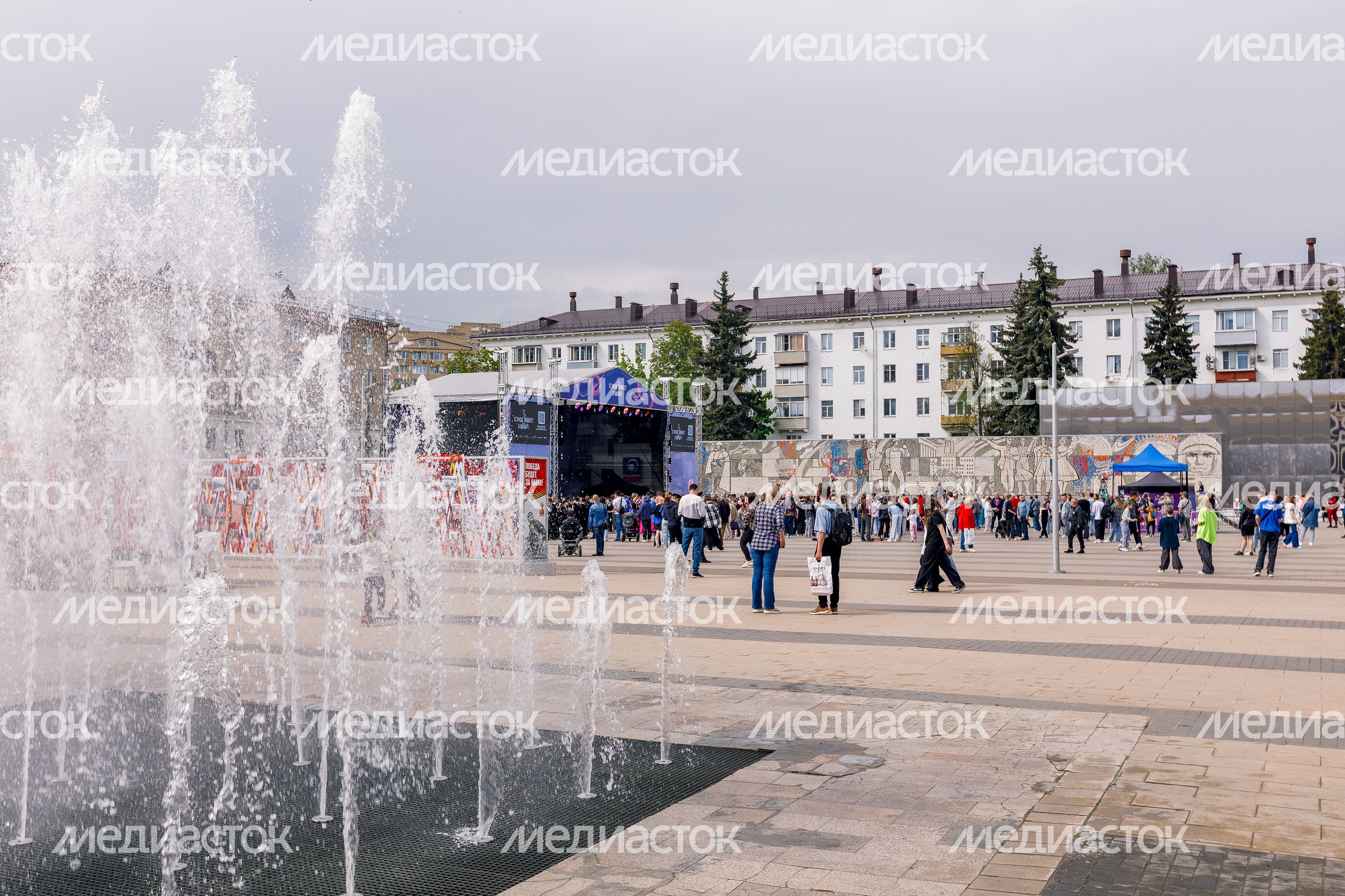 Открытие фестиваля современного танца «Город танцует в парках» в Королеве Открытие фестиваля современного танца «Город танцует в парках» в Королеве