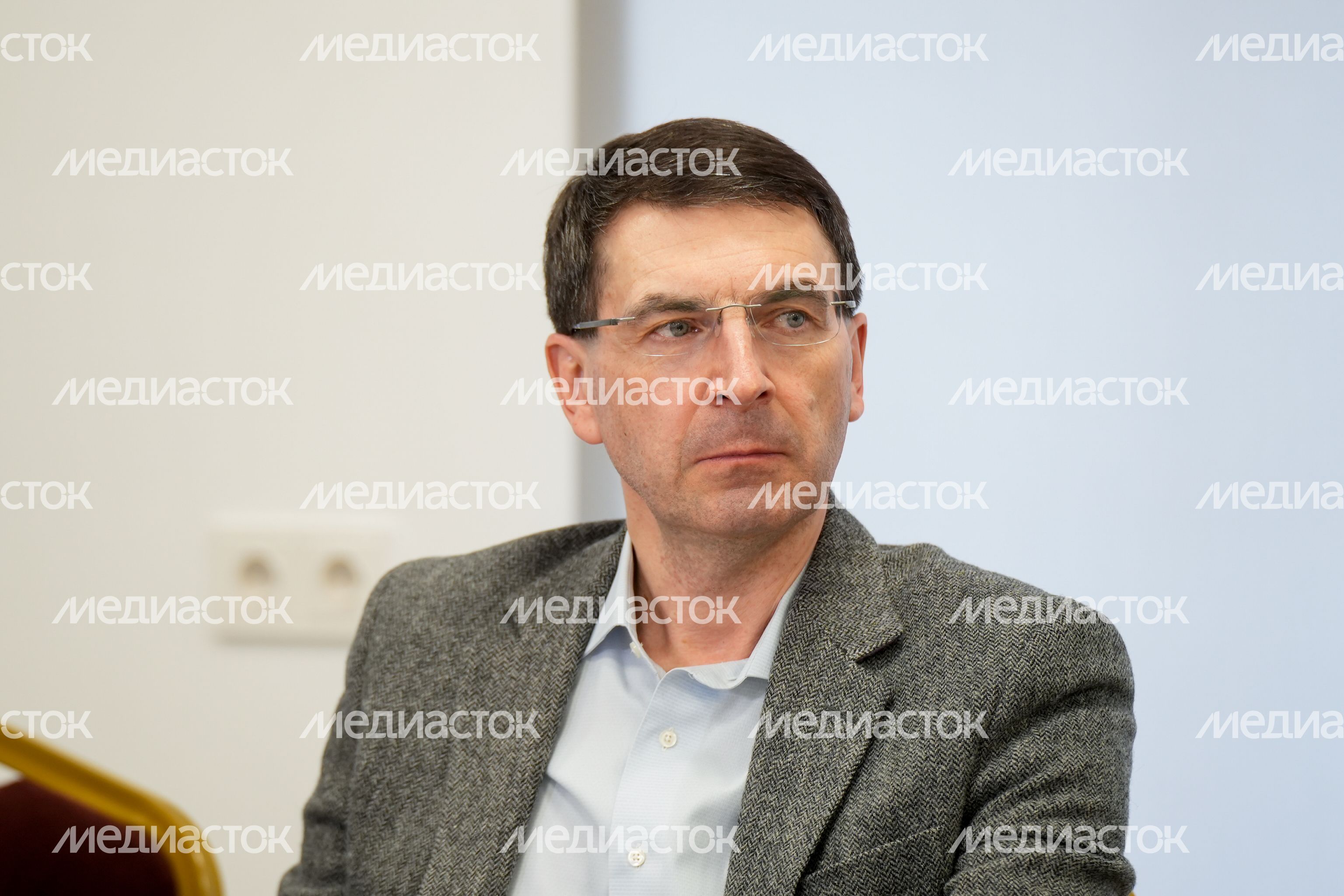 Андрей Воробьев и Игорь Щёголев встретились с финалистами программы "Герои Подмосковья" Андрей Воробьев и Игорь Щёголев встретились с финалистами программы "Герои Подмосковья"