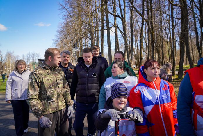 Кирилл Григорьев с командой принял участие во Всероссийском субботнике