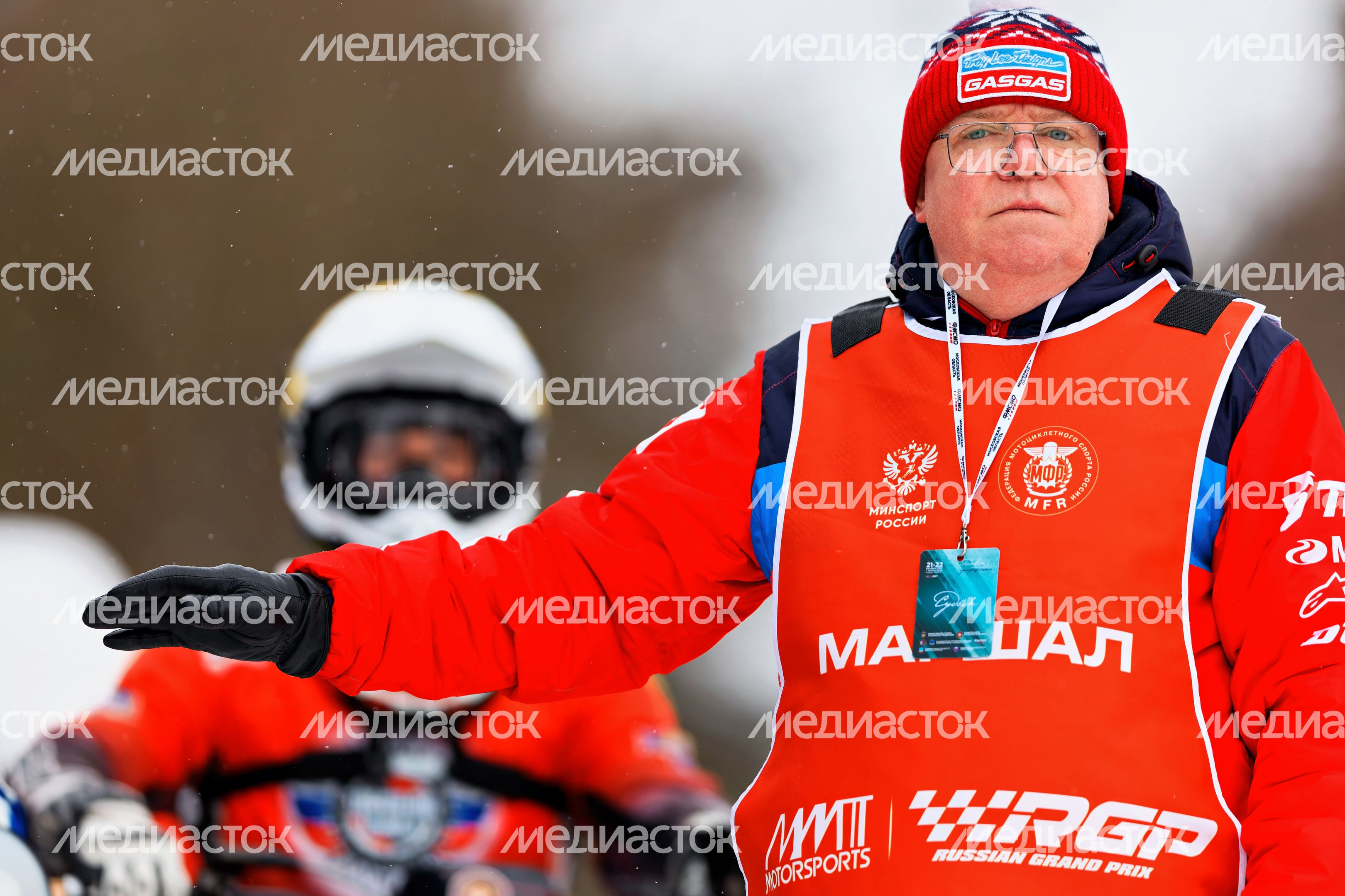 Второй день суперфинала личного чемпионата России по ледовому спидвею в Красногорске Второй день суперфинала личного чемпионата России по ледовому спидвею в Красногорске