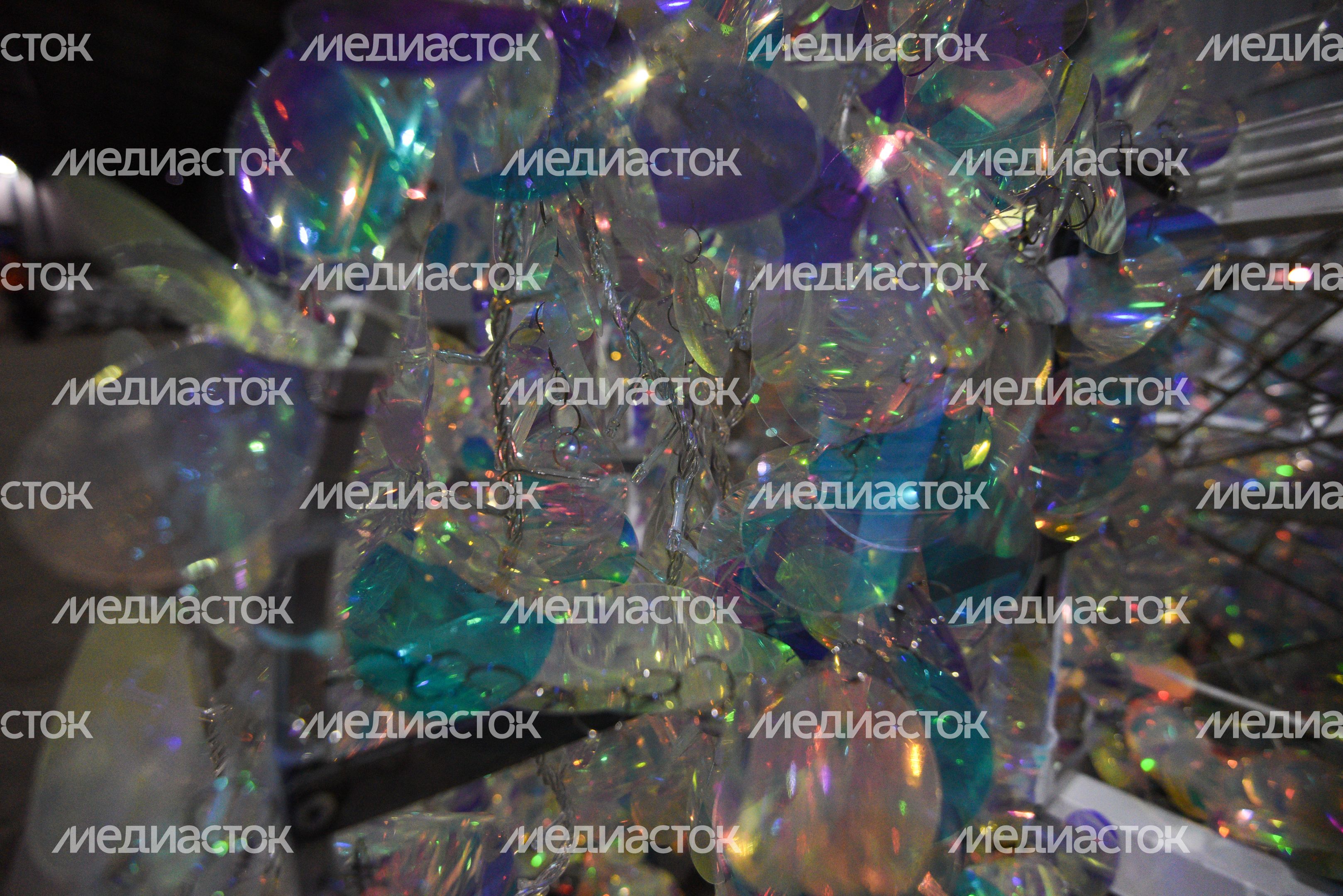 Демонтаж и складирование новогодних елок в Москве